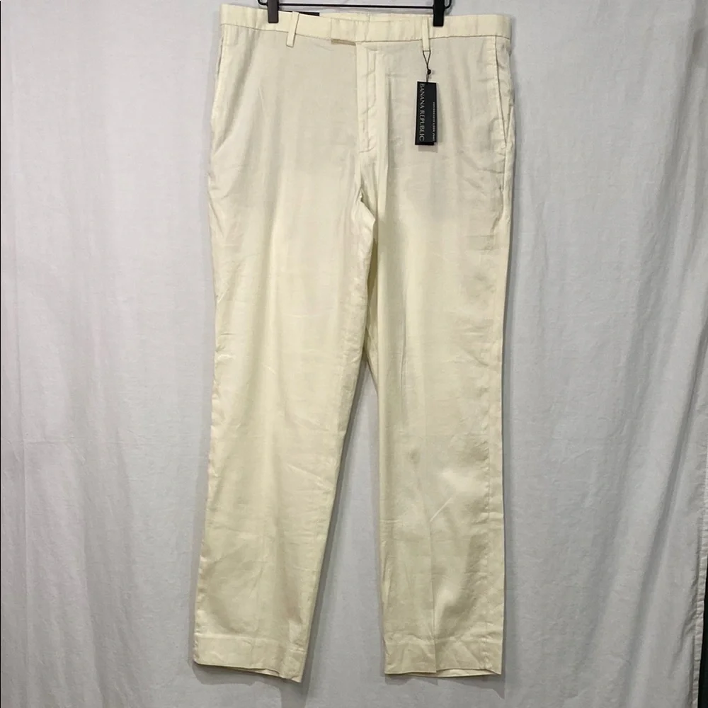 NWT Banana Republic Men's Size 36x34 Slim Fit Performance Linen- Cream